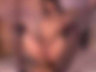 Izzy Wild's Live Sex Cam Show