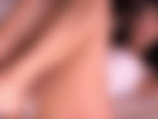 Live cam show with Izzy Wild - Young Adult on Camsoda