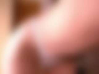 Izzy Wild's Live Sex Cam Show