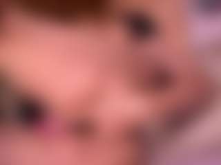Izzy Wild's Live Sex Cam Show