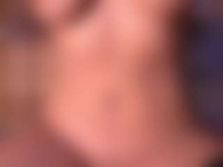 Izzy Wild's Live Sex Cam Show