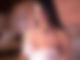Izzy Wild's Live Sex Cam Show