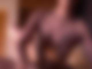 Izzy Wild's Live Sex Cam Show