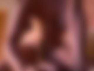 Izzy Wild's Live Sex Cam Show