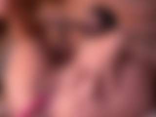 Izzy Wild's Live Sex Cam Show