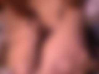 Izzy Wild's Live Sex Cam Show