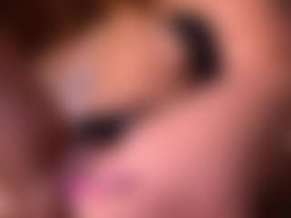 Izzy Wild's Live Sex Cam Show