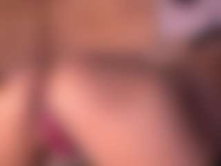 Izzy Wild's Live Sex Cam Show
