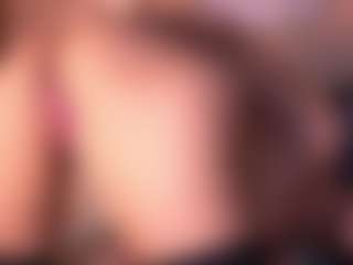 Izzy Wild's Live Sex Cam Show