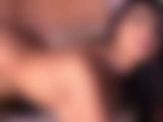 Show en direct avec Izzy Wild - Green Eyes sur Camsoda