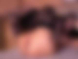 Izzy Wild's Live Sex Cam Show