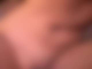 Izzy Wild's Live Sex Cam Show
