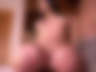 Izzy Wild's Live Sex Cam Show