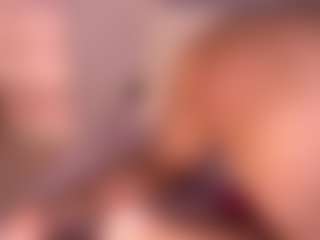 Izzy Wild's Live Sex Cam Show