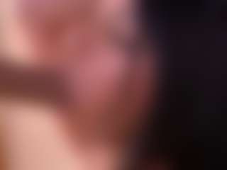 Live cam show with Izzy Wild - Big Tits on intimatelivegirls.com