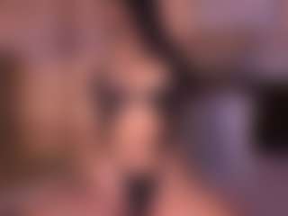 Izzy Wild's Live Sex Cam Show