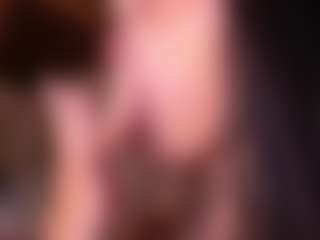 Izzy Wild's Live Sex Cam Show