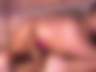 Izzy Wild's Live Sex Cam Show