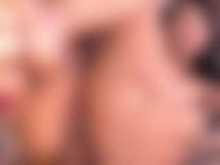 Live cam show with Izzy Wild - Amateur on Camming Site