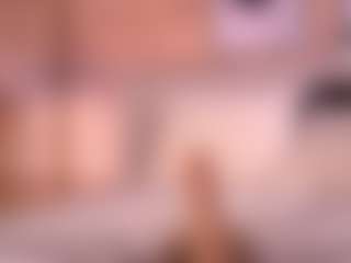 Live cam show with Izzy Wild - Big Tits on boobsie.com