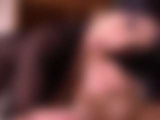 Izzy Wild's Live Sex Cam Show