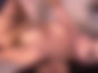 Izzy Wild's Live Sex Cam Show