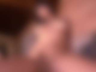 Izzy Wild's Live Sex Cam Show