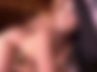 Izzy Wild's Live Sex Cam Show