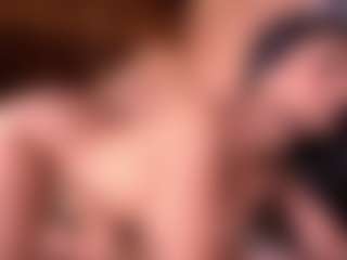 Izzy Wild's Live Sex Cam Show