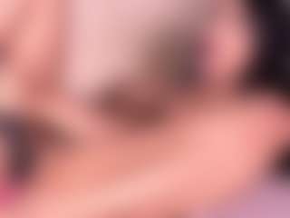 Izzy Wild's Live Sex Cam Show