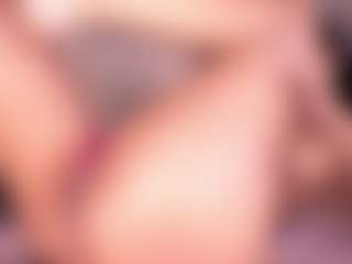 Izzy Wild's Live Sex Cam Show