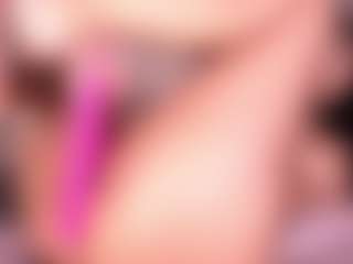 Izzy Wild's Live Sex Cam Show