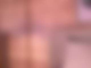 Izzy Wild's Live Sex Cam Show