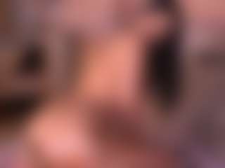 Live cam show with Izzy Wild - Handjob on Free Soda