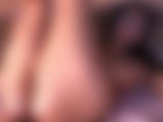 Izzy Wild's Live Sex Cam Show