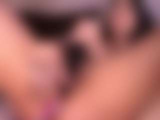 Izzy Wild's Live Sex Cam Show