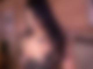 Live cam show with Izzy Wild - Glasses on WildCum