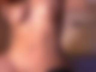 Izzy Wild's Live Sex Cam Show