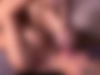 Izzy Wild's Live Sex Cam Show
