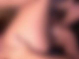 Live cam show with Izzy Wild - Blowjob on fapnchat