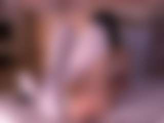 Live cam show with Izzy Wild - Ass Bouncing on Camsoda