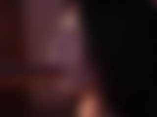 Izzy Wild's Live Sex Cam Show