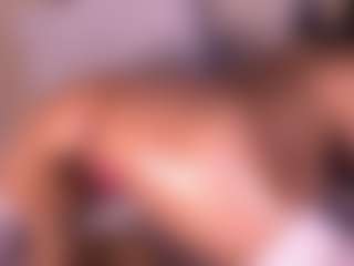 Izzy Wild's Live Sex Cam Show