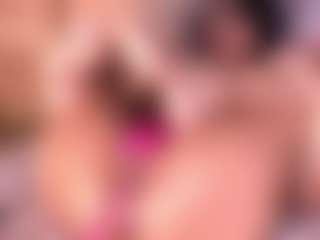 Izzy Wild's Live Sex Cam Show