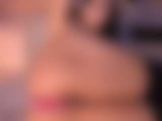 Izzy Wild's Live Sex Cam Show