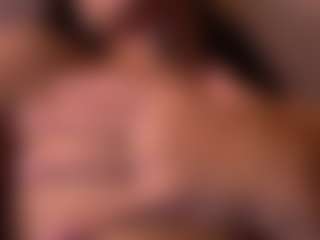 Izzy Wild's Live Sex Cam Show