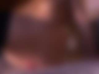 Izzy Wild's Live Sex Cam Show