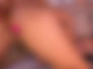 Izzy Wild's Live Sex Cam Show