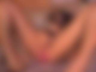 Izzy Wild's Live Sex Cam Show