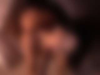 Izzy Wild's Live Sex Cam Show